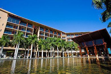 喊上同好一起改模组！《颂钟长鸣》创意工坊现已开启，定义你的中世纪领主传奇